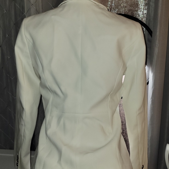 Elegant White Double-Breasted Women's Blazer White Black - Picture 9 of 14